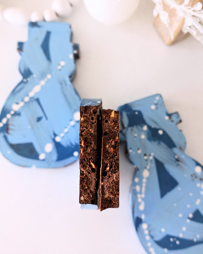 Crunchy Hazelnut Gianduja Snowman (Ornament Box)