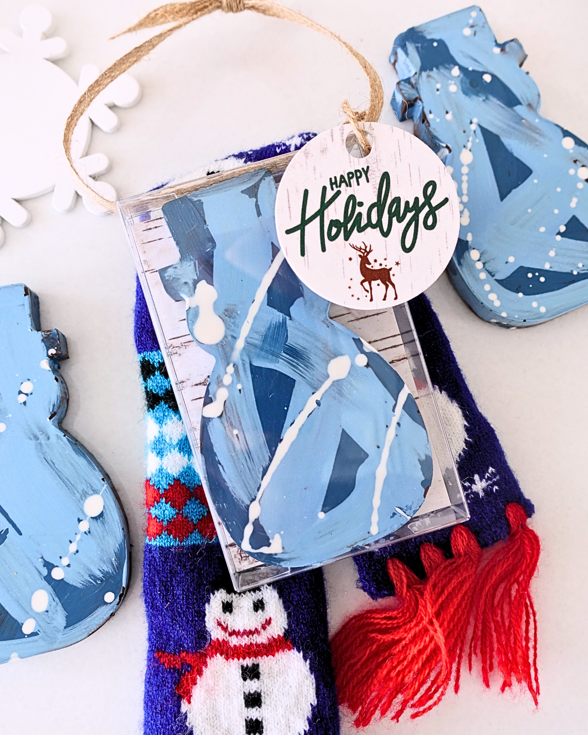 Crunchy Hazelnut Gianduja Snowman (Ornament Box)