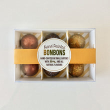 Load image into Gallery viewer, Box of 6 - Pie Line Bonbons
