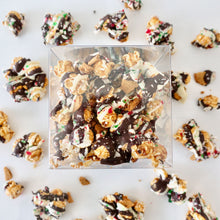 Load image into Gallery viewer, Gingerbread Peppermint Crunch (NEW SIZE - 4&quot; cube box)
